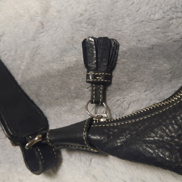 Coach Hampton IV Pebbled Leather Black - Picture 7 of 12